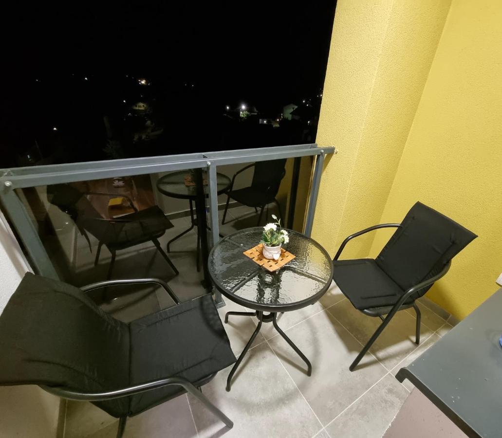 Apartman Court 普里耶多尔 外观 照片