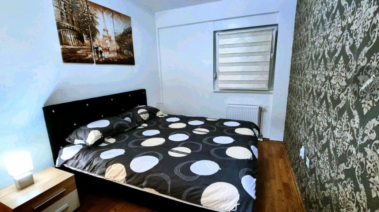 Apartman Court 普里耶多尔 外观 照片