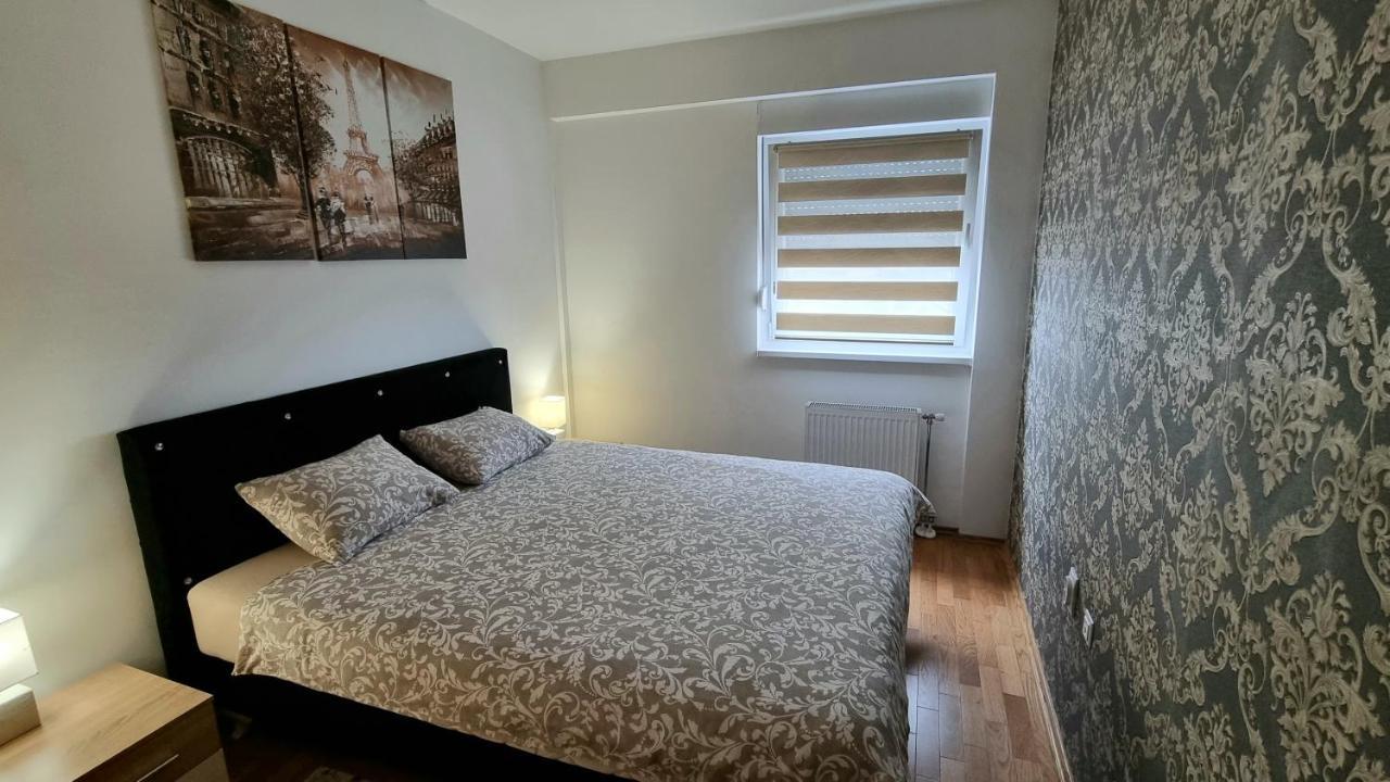 Apartman Court 普里耶多尔 外观 照片